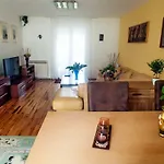 度假居 Hana House